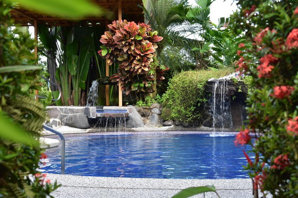 Hotel Roca Negra Del Arenal La Fortuna Екстер'єр фото